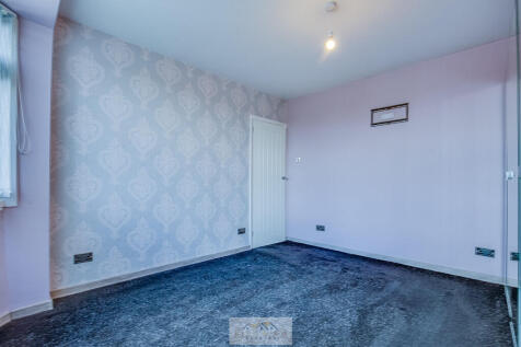 Bedroom 2.1