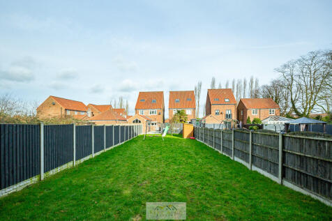 Back garden 1.4