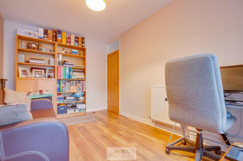 Bedroom 2.2