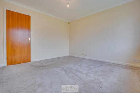 Bedroom 1.2