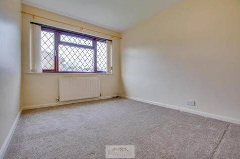 Bedroom 2.1