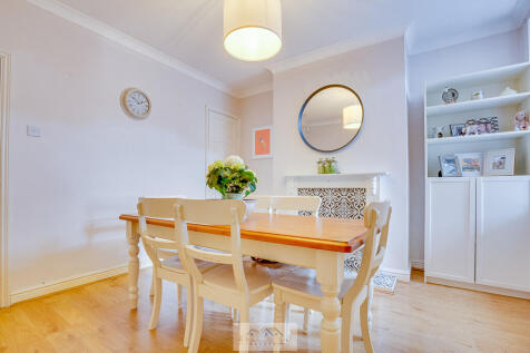 Dining room 1.2