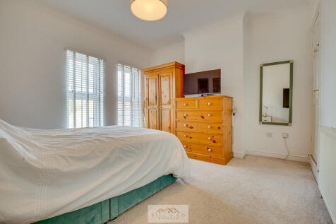 Bedroom 1.1