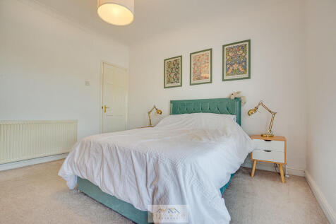 Bedroom 1.3
