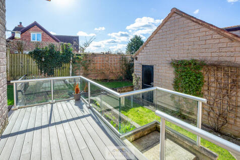 Back garden 1.5