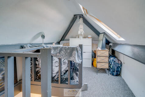 Bedroom 4.1