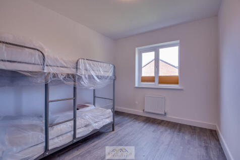 Bedroom 2.1