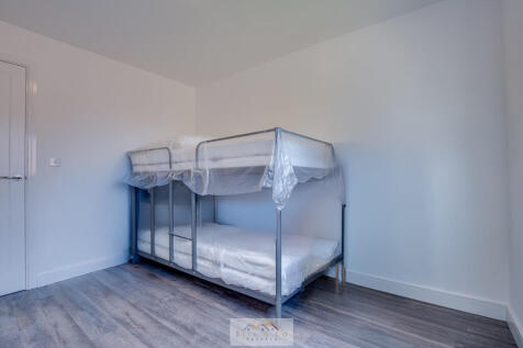 Bedroom 2.2