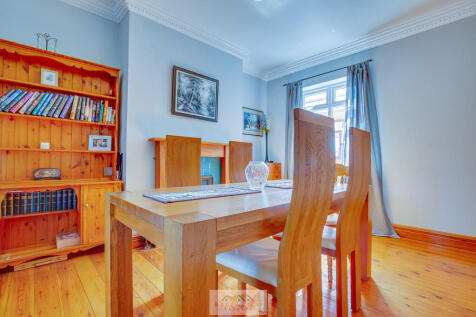 Dining room 1.1