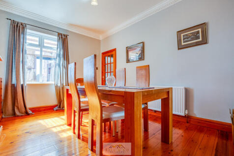 Dining room 1.2