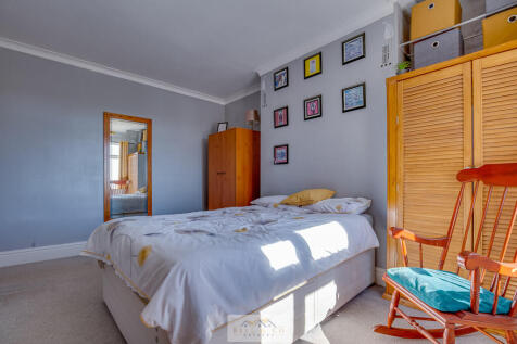 Bedroom 1.3