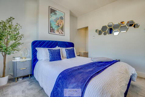 Bedroom 1.3
