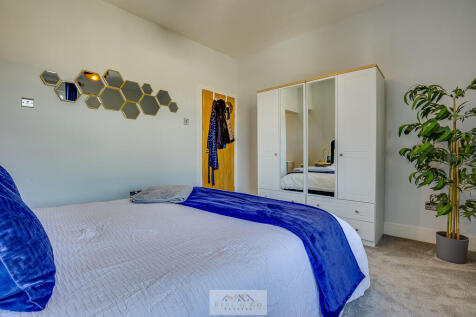 Bedroom 1.2