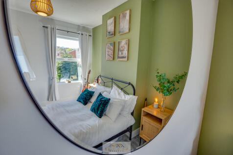 Bedroom 2.5
