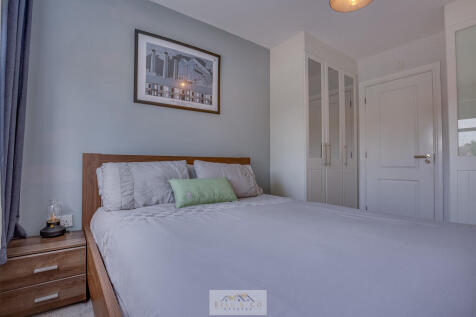 Bedroom 1.3