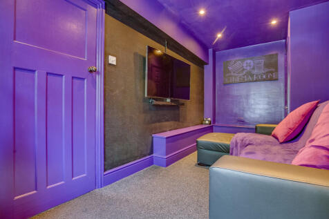 Cinema room 1.1
