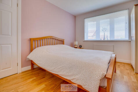 Bedroom 1.2