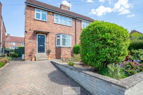 Front of house 1....
