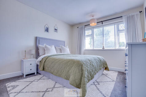 Bedroom 1.2