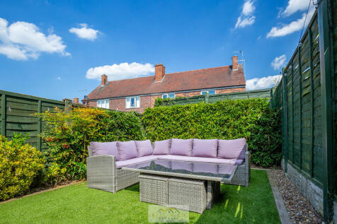 Back garden 1.4