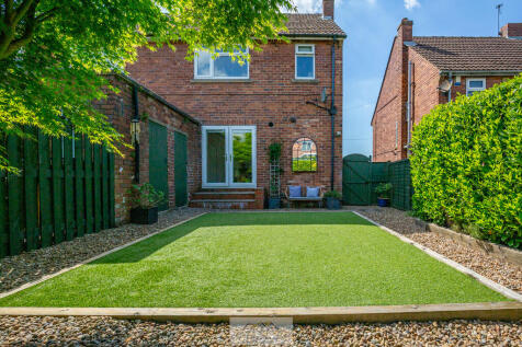 Back garden 1.3