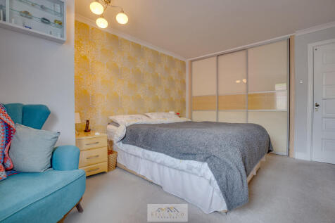 Bedroom 1.3