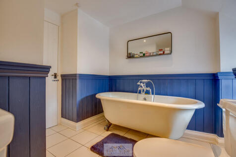Bathroom 2.2