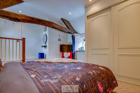 Master bedroom 1....