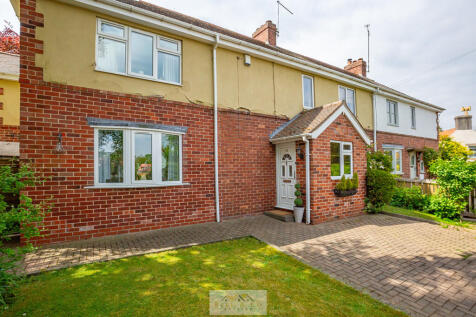 Front of house 1....