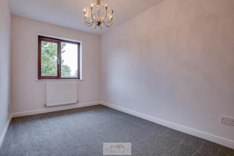 Bedroom 2.1