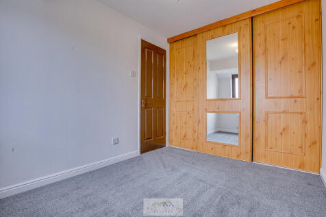 Bedroom 2.3
