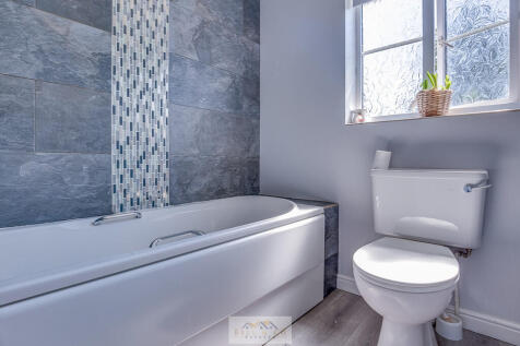 Bathroom 1.1