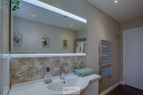 Bathroom 1.3