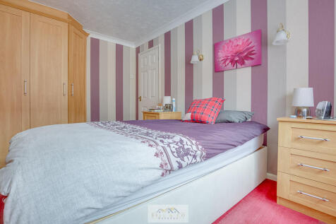Bedroom 1.3