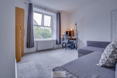 Bedroom 2.1