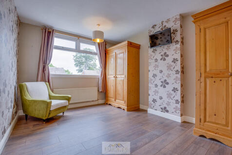 Bedroom 2.1