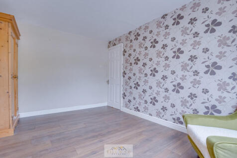 Bedroom 2.3