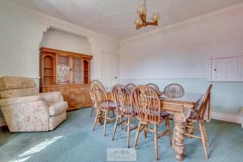 Dining room 1.3