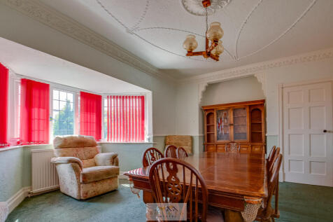 Dining room 12
