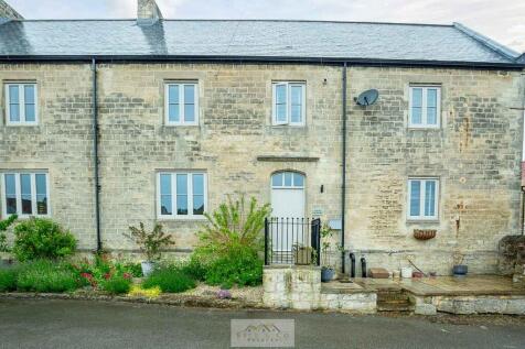 Front of house 1....