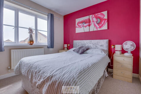 Bedroom 2.1