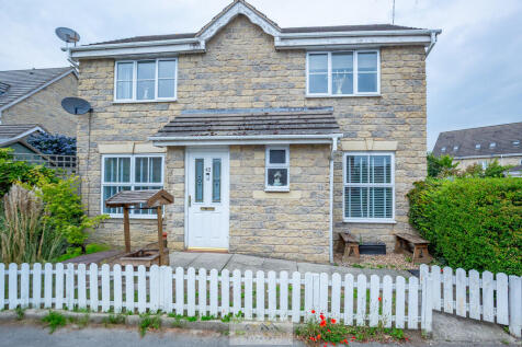 Front of house 1....