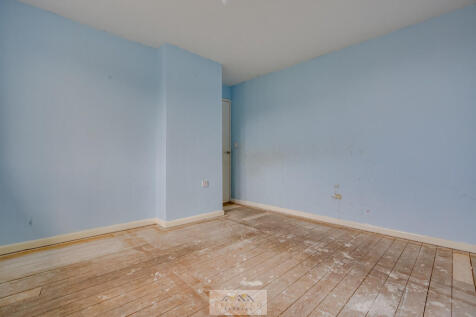 Bedroom 1.3