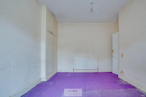 Bedroom 1.3