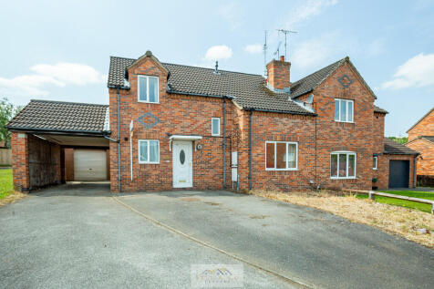 Front of house 1....
