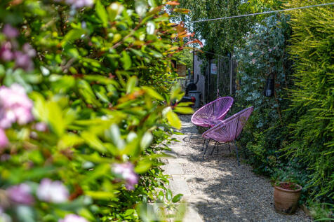 Back garden 1.14