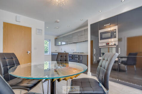 Dining area 1.4