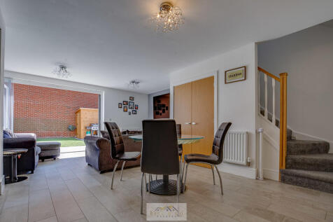 Dining area 1.1