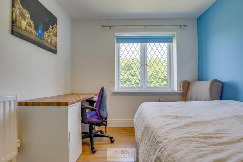 Bedroom 2.2