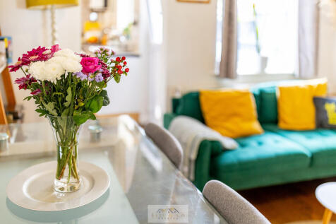 Sitting room 1.1